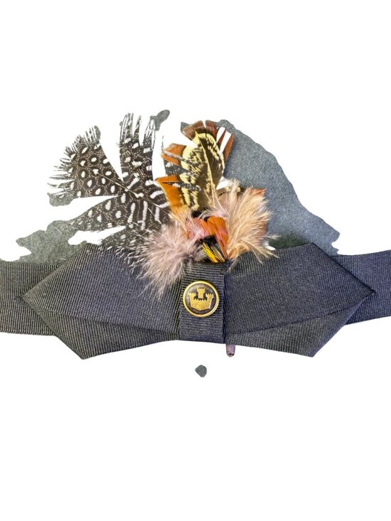 Goorin Bros Womens Grey Felt Cloche Hat With Feather & Black Ribbon Accent Sz M main image 3